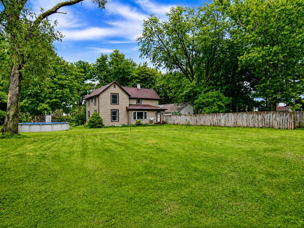 Photo of 403 E 300 S, Valparaiso, IN 46383 (MLS # 843345)