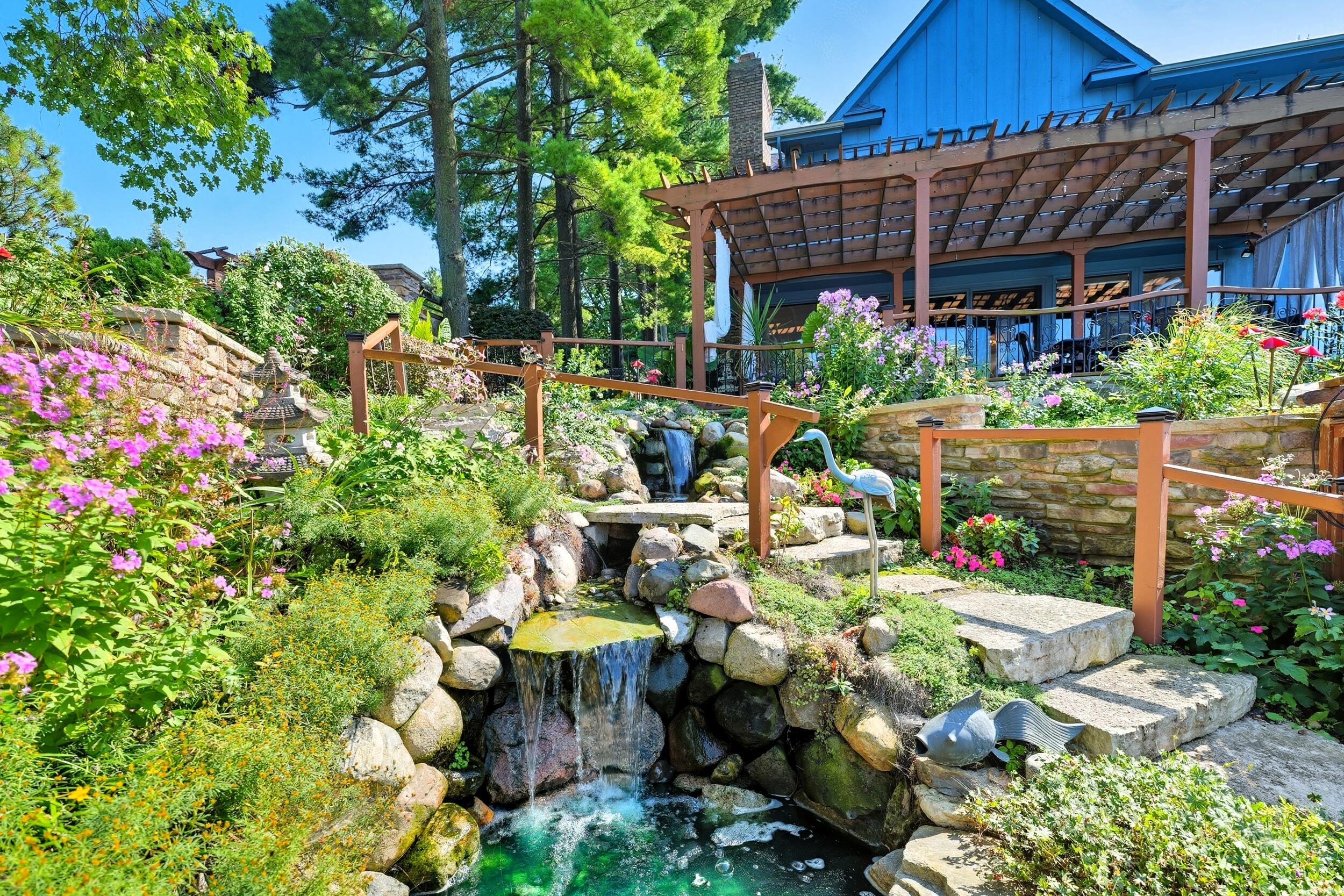 769 River Pointe Place