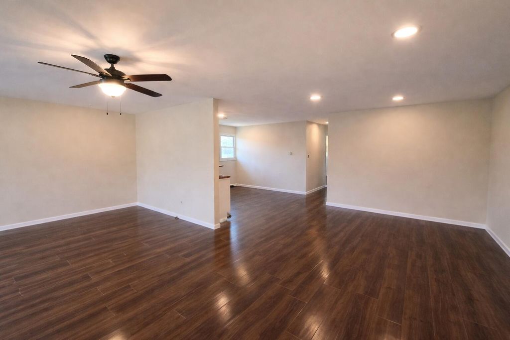 Photo of 5768 Roosevelt Place, Merrillville, IN 46410 (MLS # 836269)