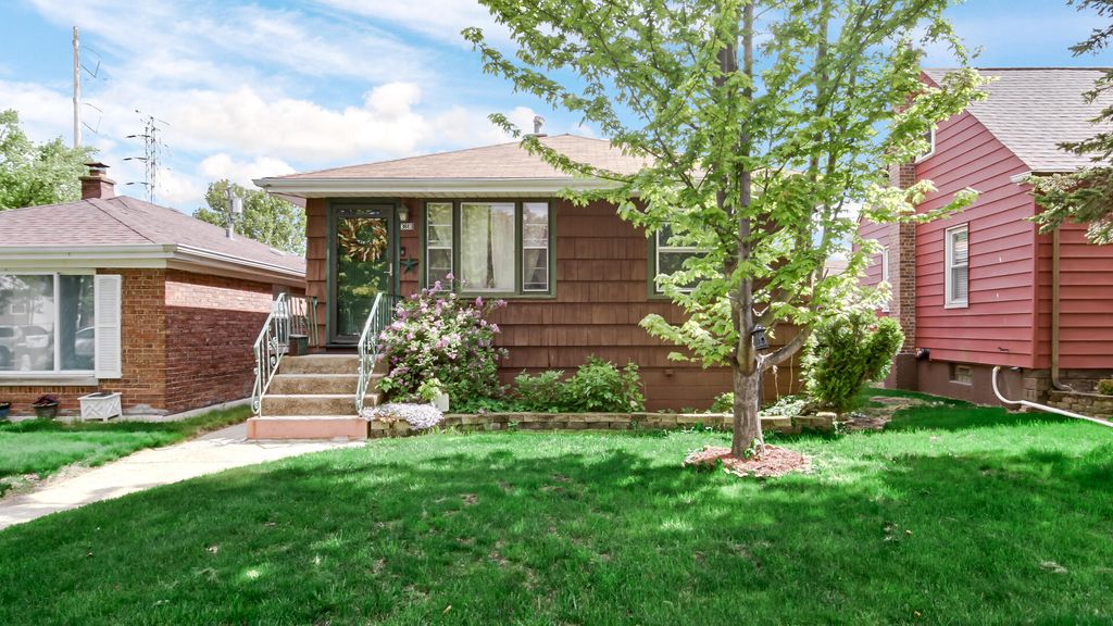 Photo of 3813 Henry Avenue, Hammond, IN 46327 (MLS # 838214)