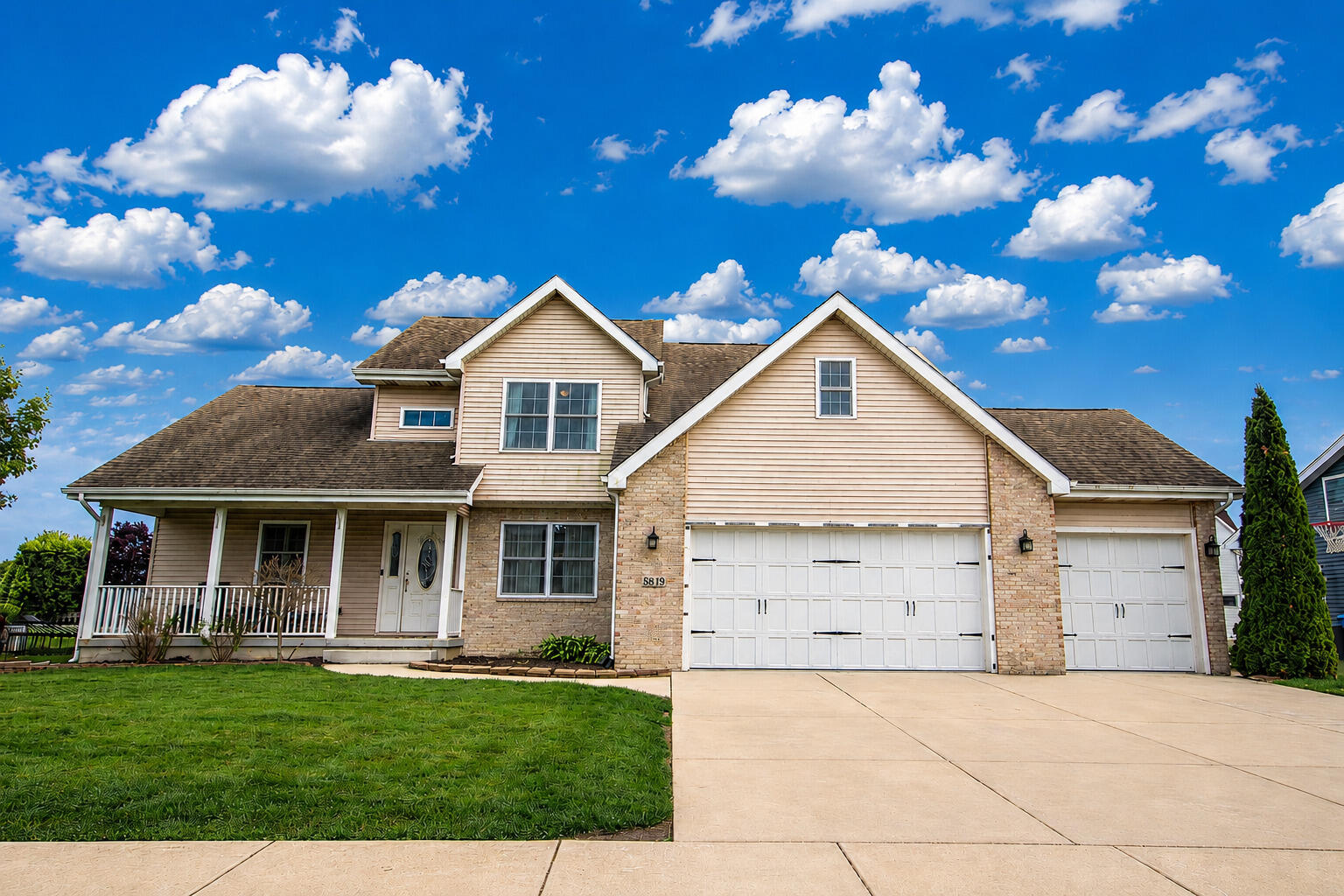 5849 Wildrose Lane