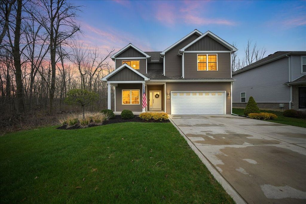 Photo of 1040 Preserve Lane, Chesterton, IN 46304 (MLS # 836493)