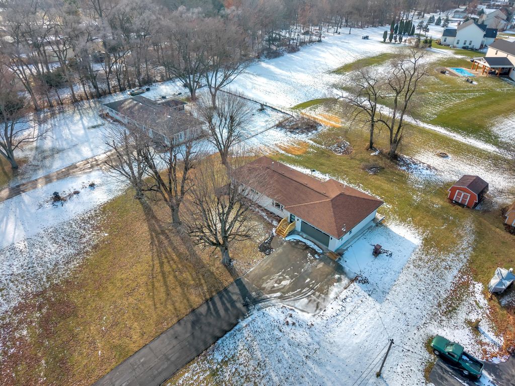 Photo of 1952 Hayes Leonard Road, Valparaiso, IN 46385 (MLS # 836013)