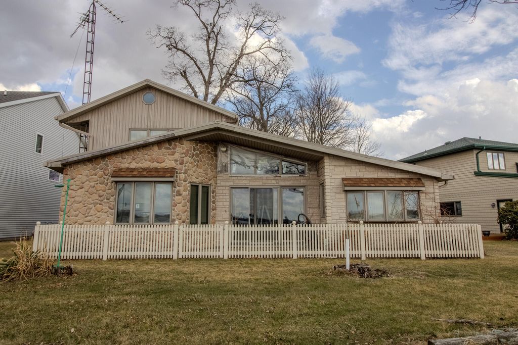 Photo of 6105 S State Road 10, Knox, IN 46534 (MLS # 835199)