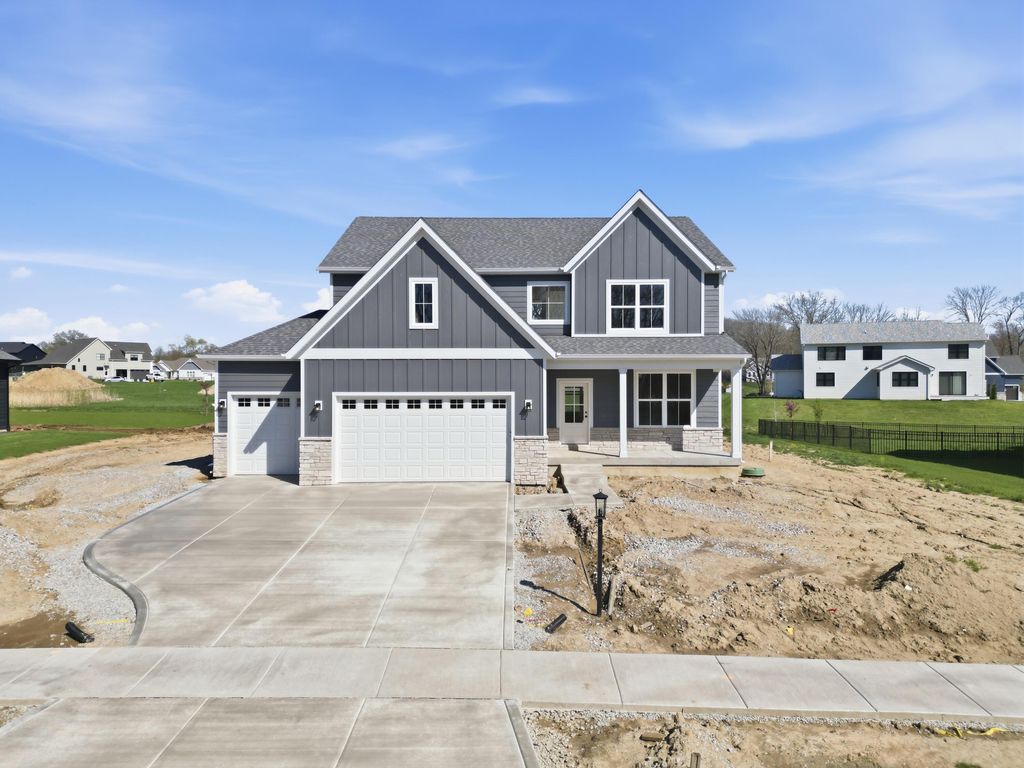 Photo of 2810 Old Oak Drive, Valparaiso, IN 46385 (MLS # 837823)