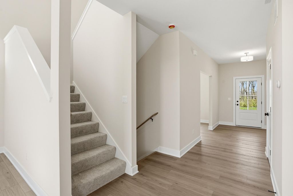 Photo of 2810 Old Oak Drive, Valparaiso, IN 46385 (MLS # 837823)