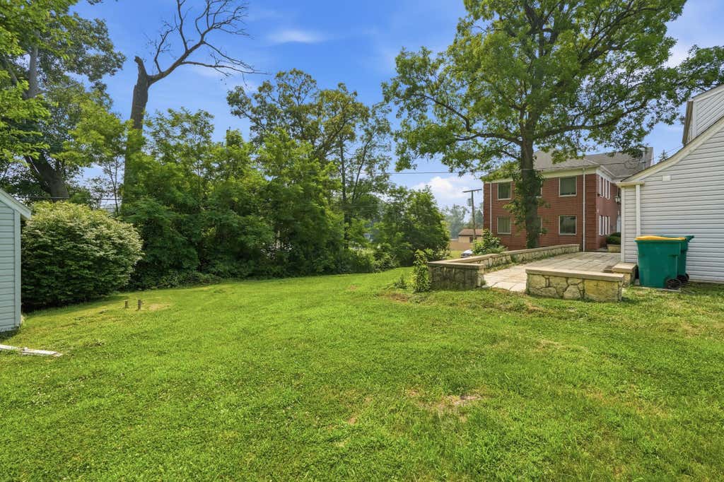 Photo of 5625 Broadway, Merrillville, IN 46410 (MLS # 842629)