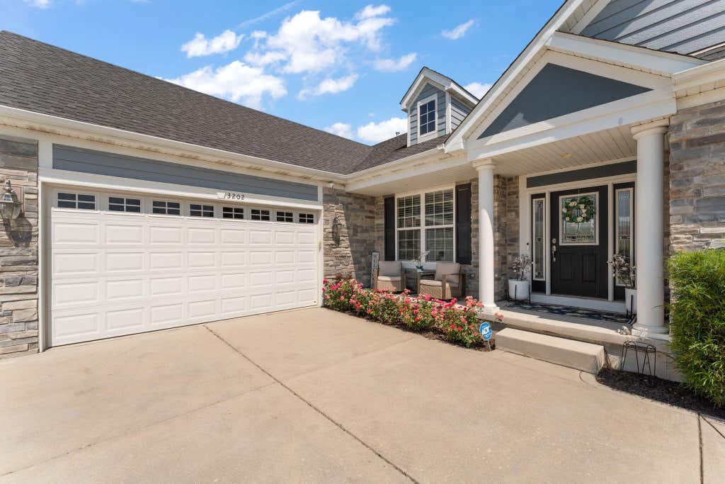 Photo of 3202 Kickbush Drive, Valparaiso, IN 46385 (MLS # 842063)