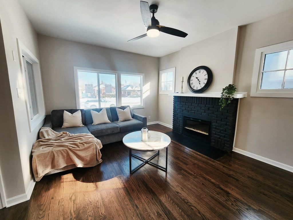 Photo of 418 Taft Street, Gary, IN 46404 (MLS # 833580)