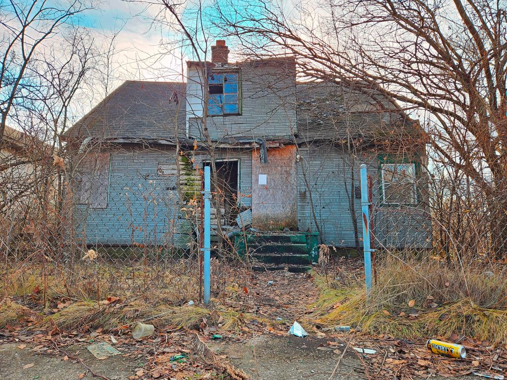 Photo of 2208 Nichols Place, Gary, IN 46407 (MLS # 832601)