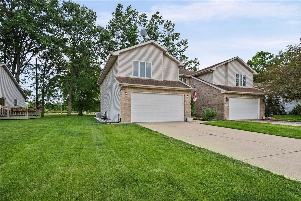 Photo of 2215 Texas Street, Chesterton, IN 46304 (MLS # 840803)