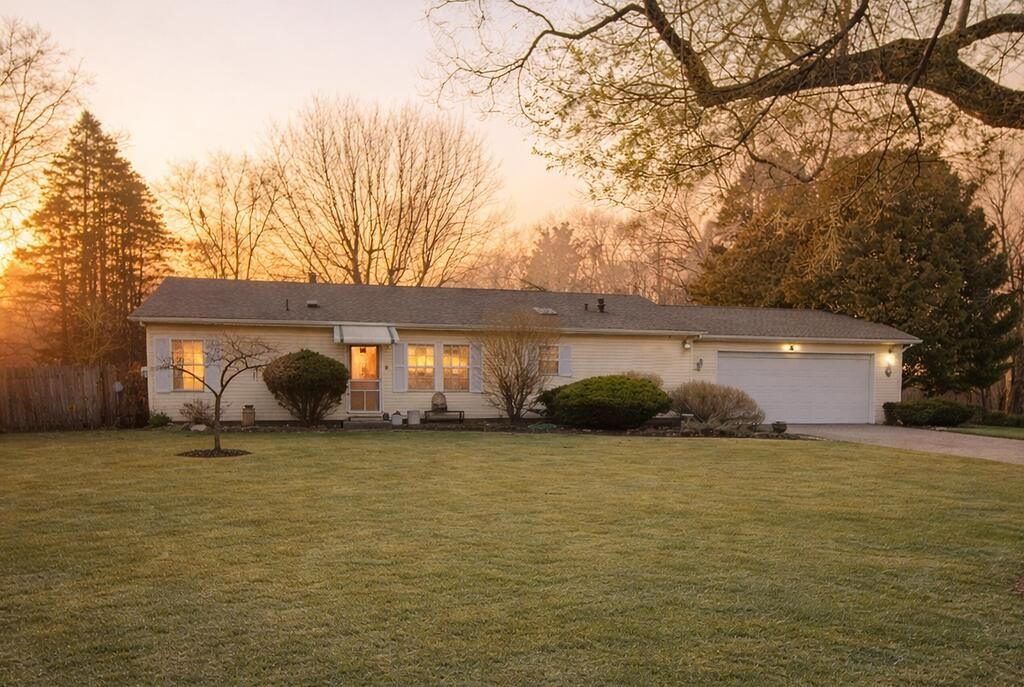 Photo of 1392 W 300 N, La Porte, IN 46350 (MLS # 836249)