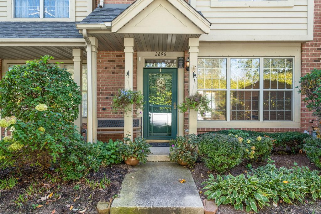Photo of 2896 Cambridge Way, Highland, IN 46322 (MLS # 829355)