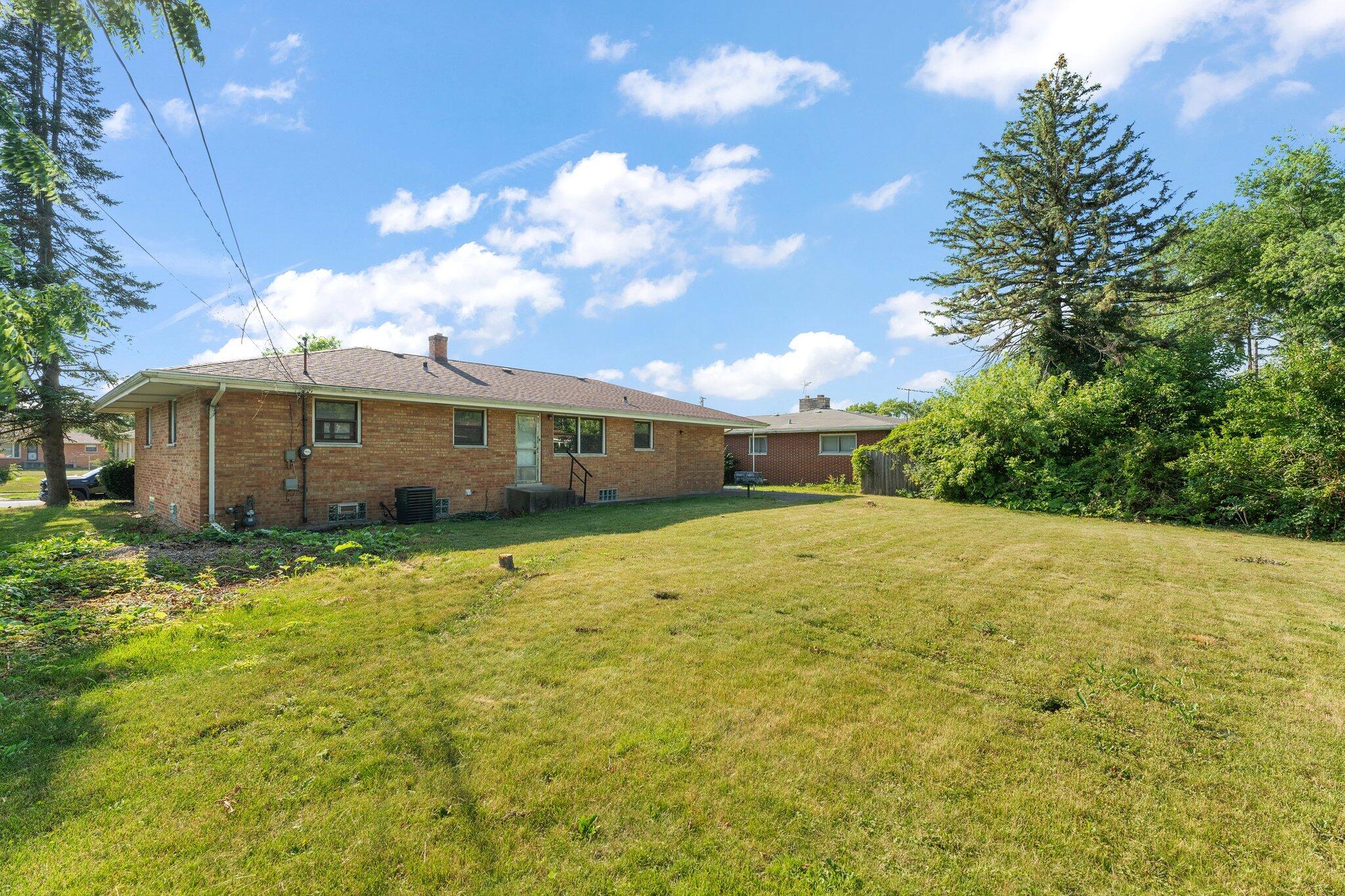 Merrillville, Indiana 46410, United States, 3 Bedrooms Bedrooms, ,2 BathroomsBathrooms,Residential,Active,163627