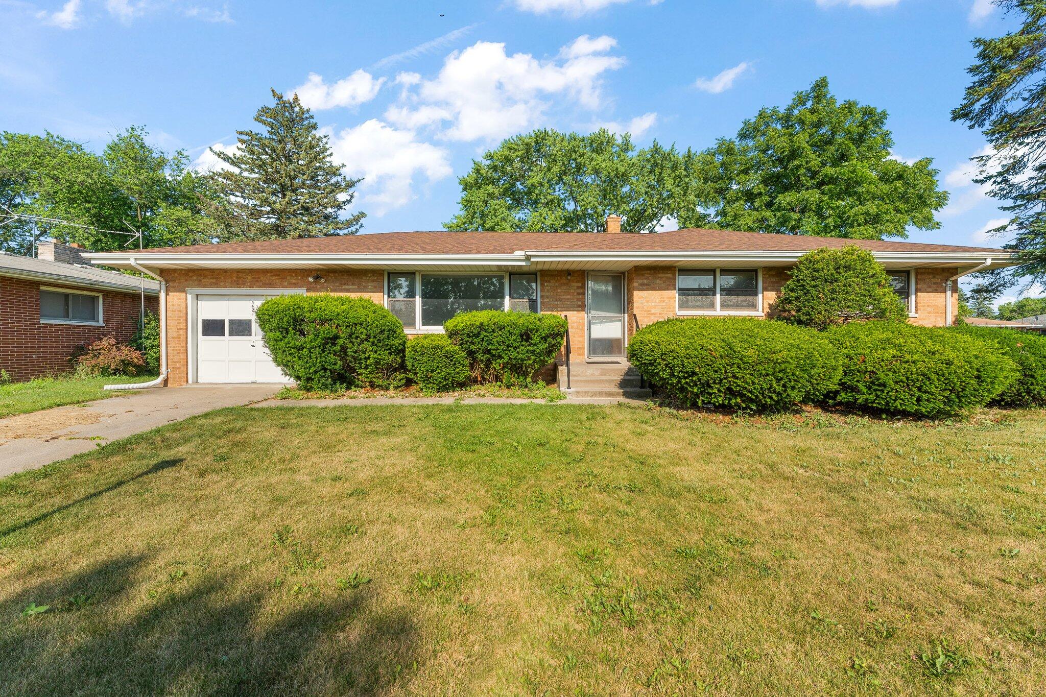 Merrillville, Indiana 46410, United States, 3 Bedrooms Bedrooms, ,2 BathroomsBathrooms,Residential,Active,163627 Merrillville, Indiana 46410, United States, 3 Bedrooms Bedrooms, ,2 BathroomsBathrooms,Residential,Active,163627