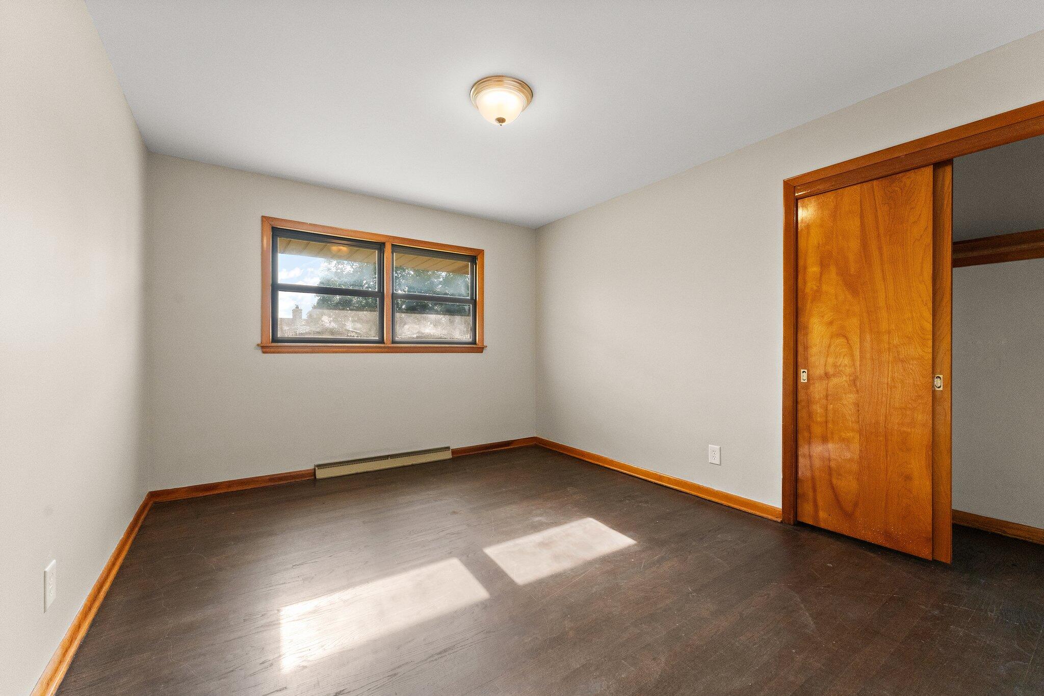 Merrillville, Indiana 46410, United States, 3 Bedrooms Bedrooms, ,2 BathroomsBathrooms,Residential,Active,163627