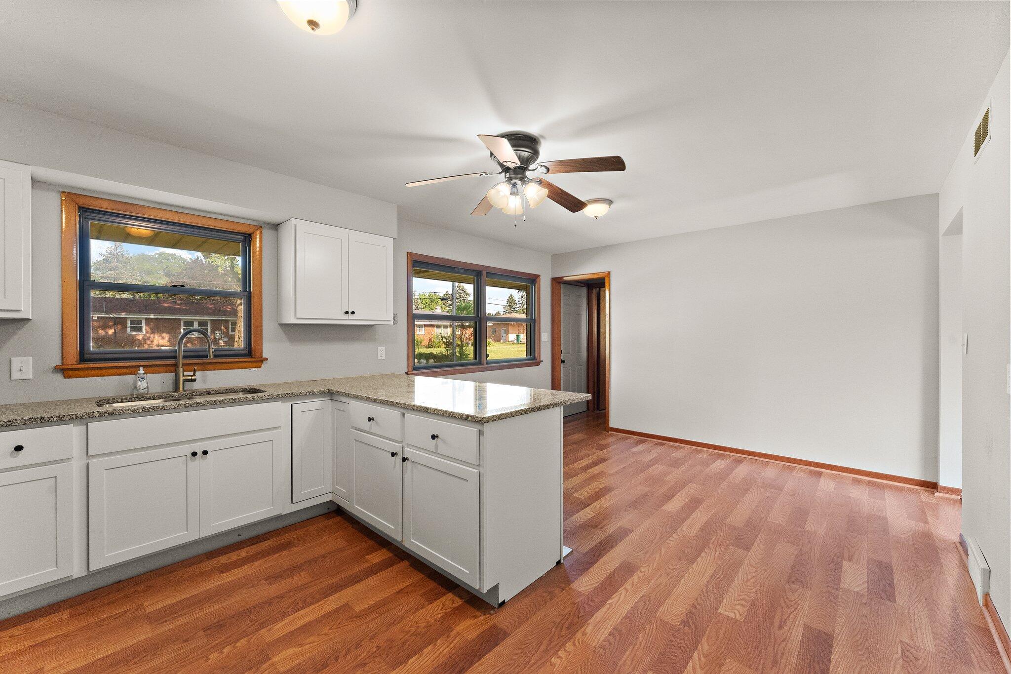 Merrillville, Indiana 46410, United States, 3 Bedrooms Bedrooms, ,2 BathroomsBathrooms,Residential,Active,163627