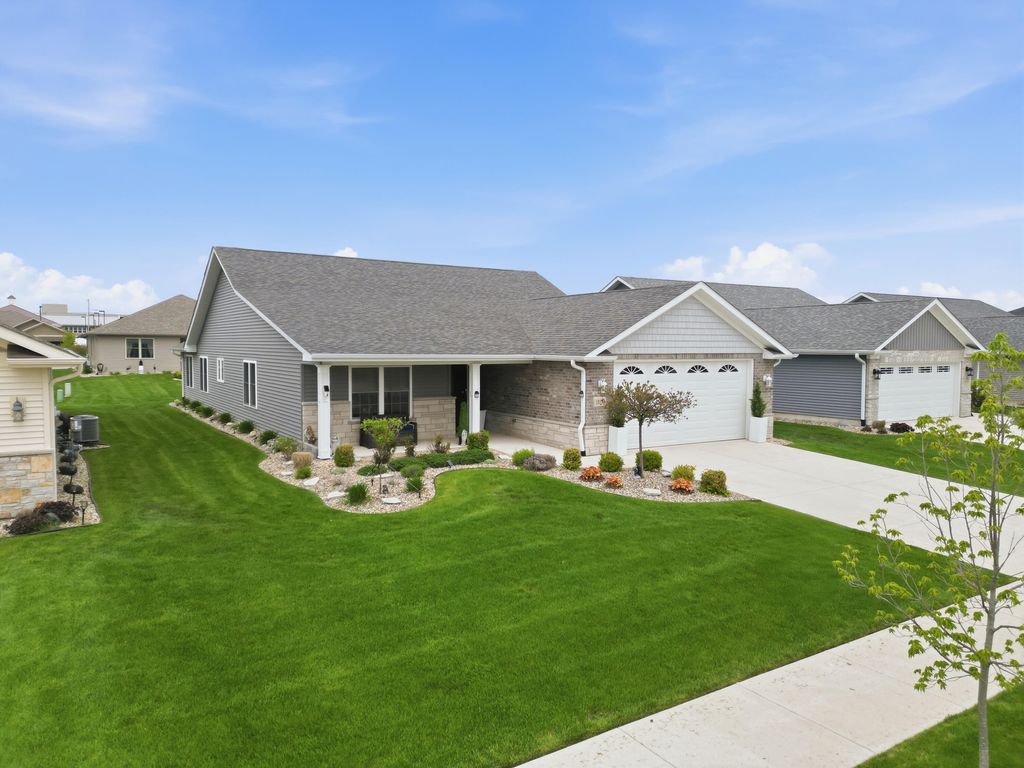 Photo of 10100 W 134th Avenue, Cedar Lake, IN 46303 (MLS # 840974)