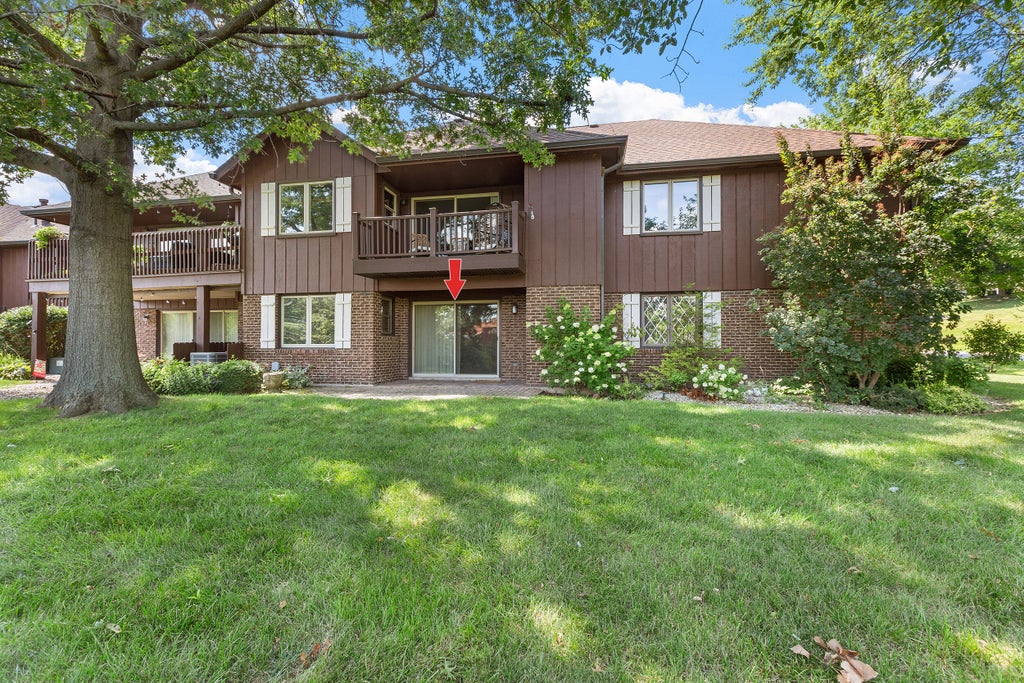 Photo of 2511 E Lakeshore Drive #A1, Crown Point, IN 46307 (MLS # 843161)