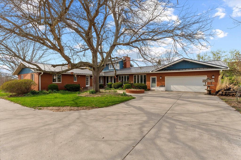 Photo of 20216 Muckshaw Road, Argos, IN 46501 (MLS # 837916)
