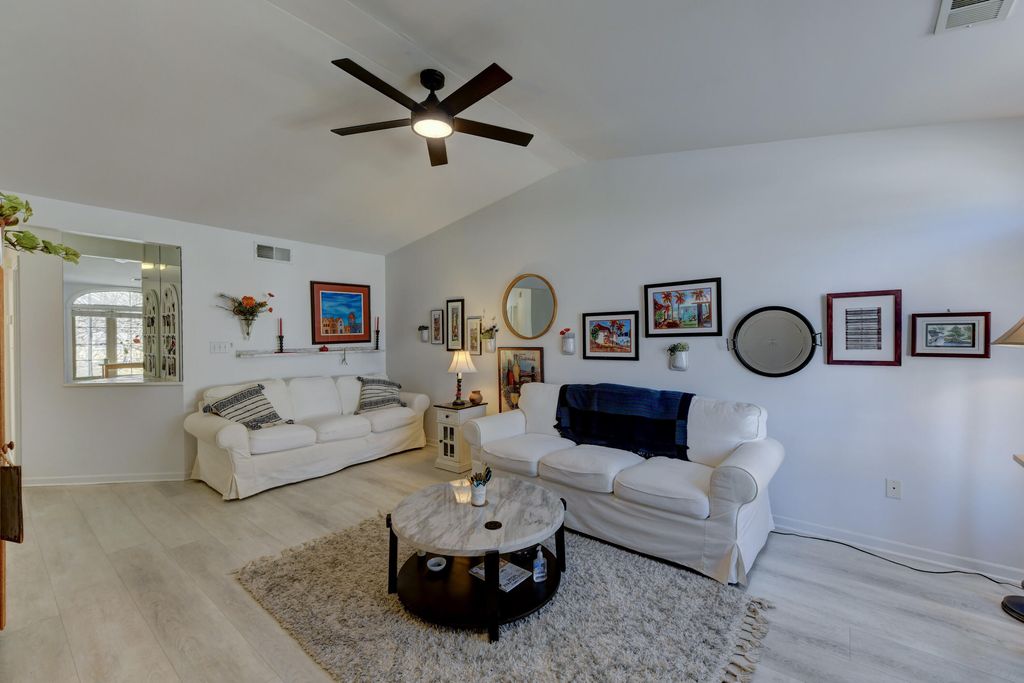 Photo of 3962 Juniper Trail, Highland, IN 46322 (MLS # 834941)