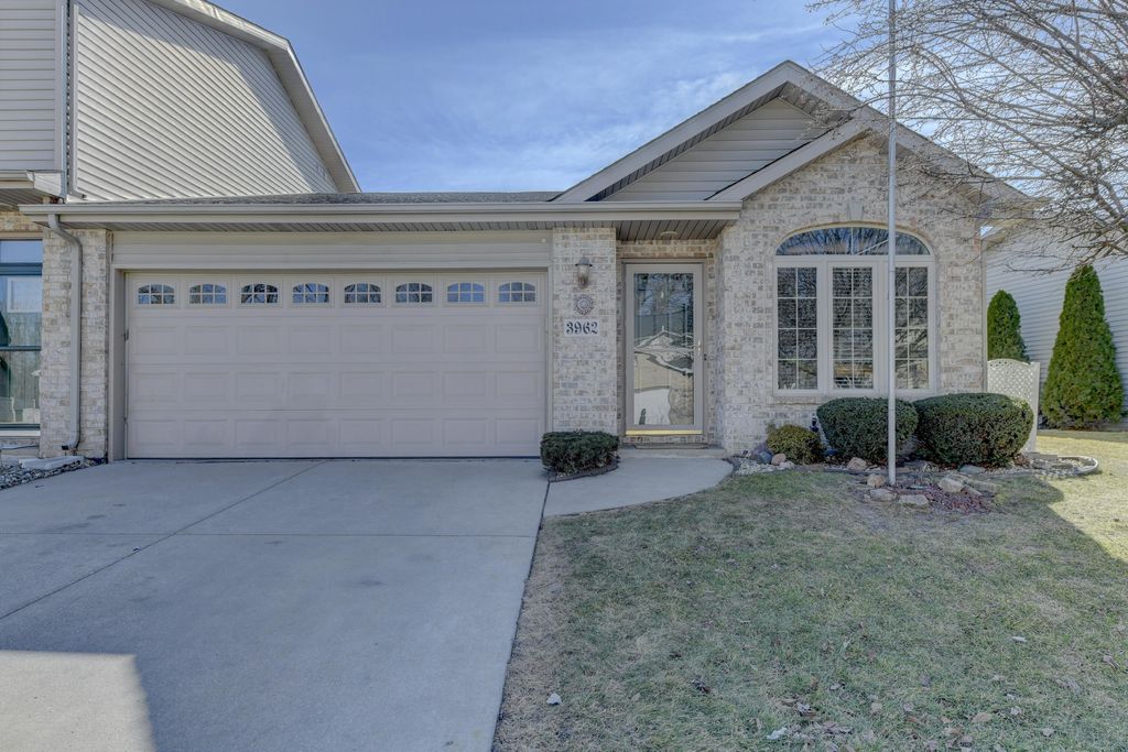 Photo of 3962 Juniper Trail, Highland, IN 46322 (MLS # 834941)
