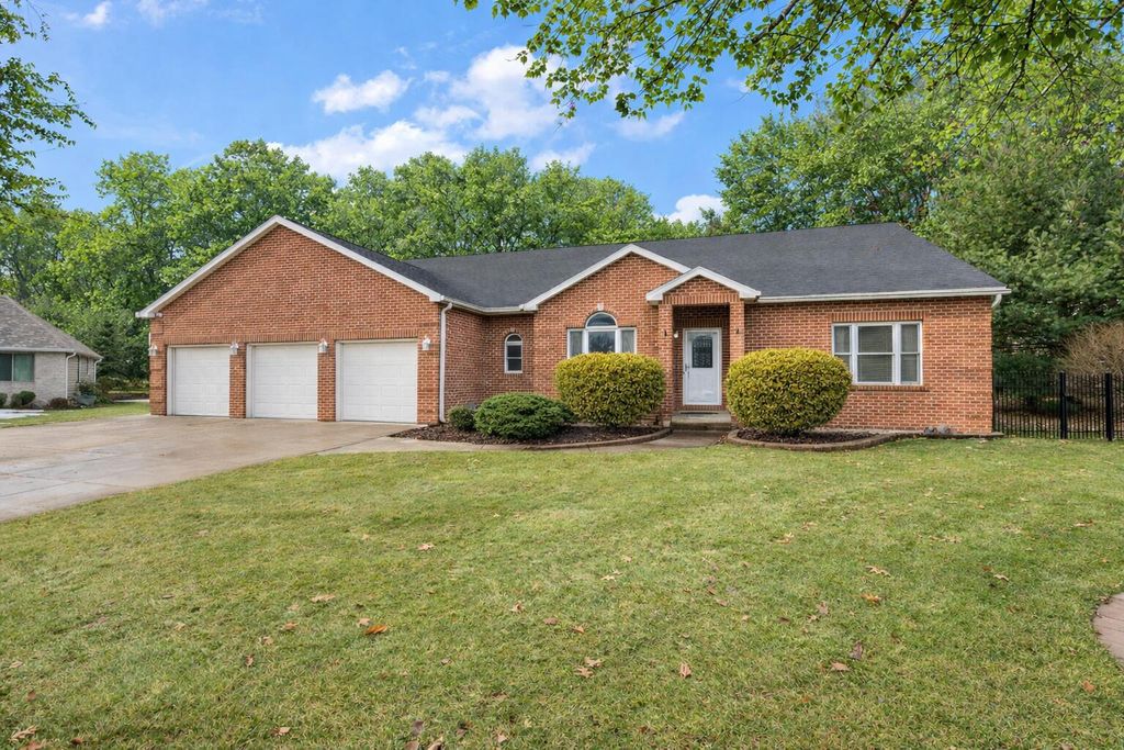 Photo of 2290 Clearwater Street, Portage, IN 46368 (MLS # 835095)