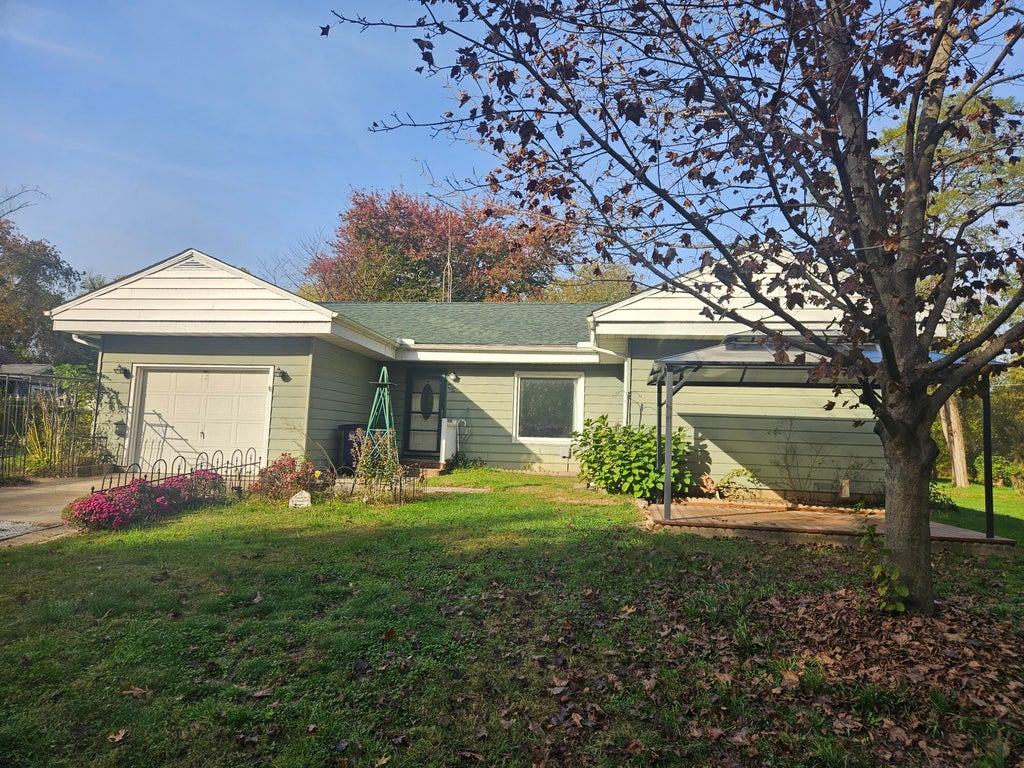 Photo of 404 S Longshore Drive, Walkerton, IN 46574 (MLS # 847424)