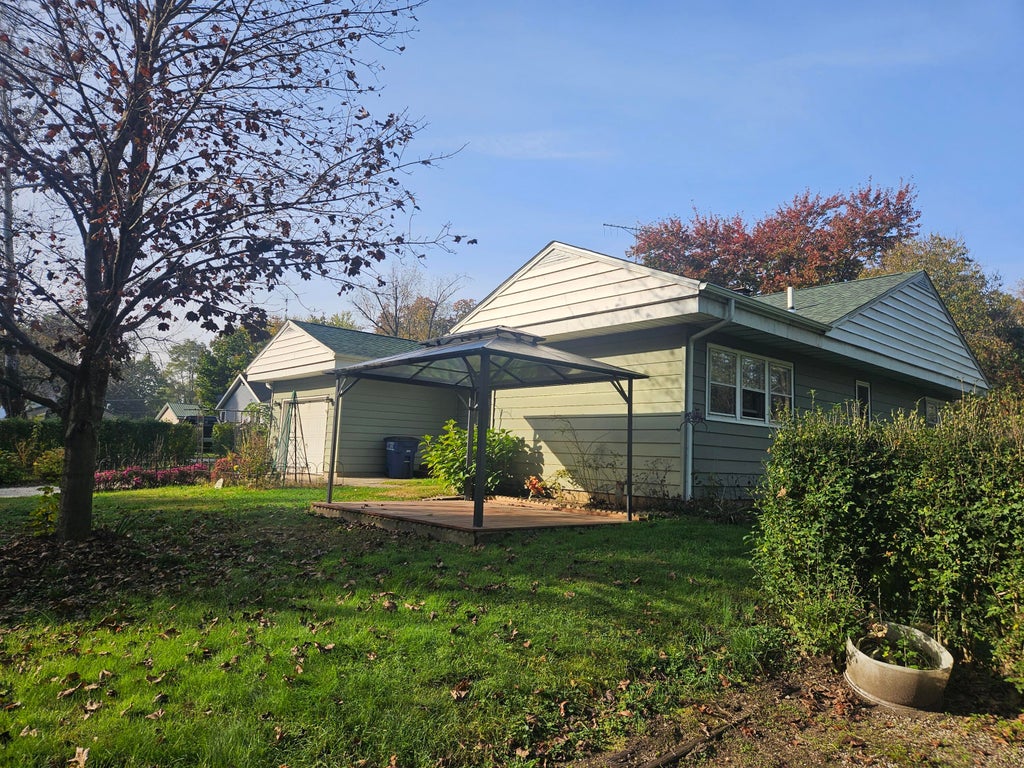 Photo of 404 S Longshore Drive, Walkerton, IN 46574 (MLS # 847424)