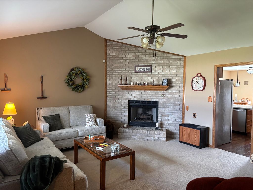 Photo of 1699 Lincoln Street, Hobart, IN 46342 (MLS # 835911)