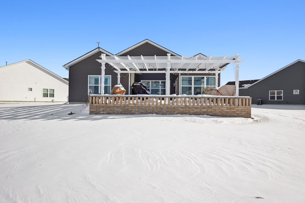 Photo of 6276 Glenbrook Avenue, Portage, IN 46368 (MLS # 833381)