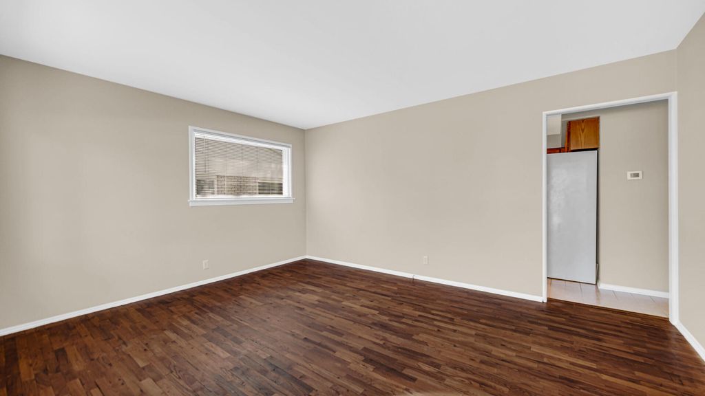 Photo of 410 S 12th Street, Chesterton, IN 46304 (MLS # 837868)