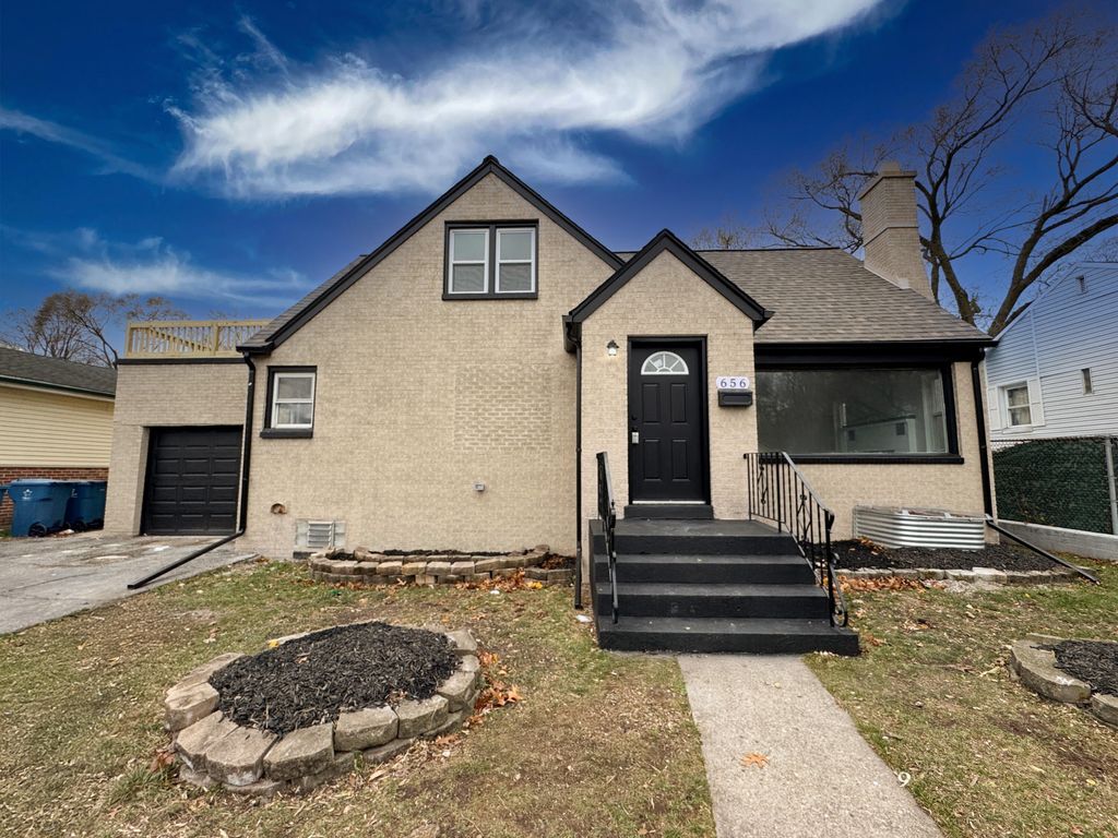 Photo of 656 N Montgomery Street, Gary, IN 46403 (MLS # 837408)