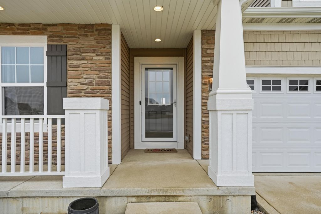 Photo of 10431 Towle Street, Dyer, IN 46311 (MLS # 832570)