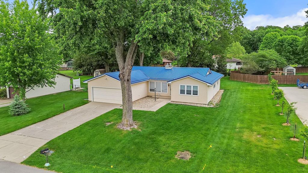 Photo of 406 Princeton Lane, Logansport, IN 46947 (MLS # 839468)
