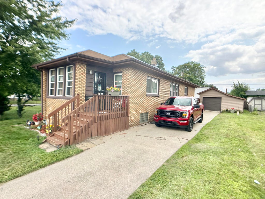 Photo of 6607 Alabama Avenue, Hammond, IN 46323 (MLS # 843364)