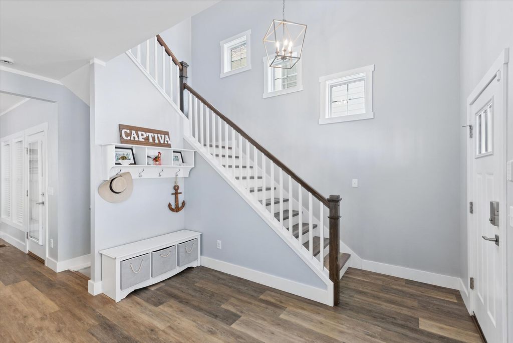 Photo of 204 Mary Lane, Michigan City, IN 46360 (MLS # 839458)