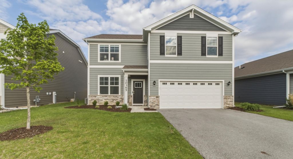 Photo of 10365 Whitney Place, Crown Point, IN 46307 (MLS # 838416)