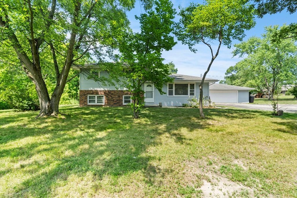 Photo of 11732 W 126th Avenue, Cedar Lake, IN 46303 (MLS # 838186)