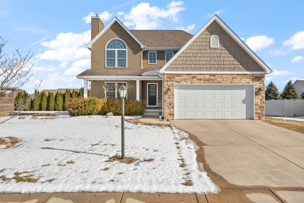 Photo of 3253 Mockingbird Lane, Valparaiso, IN 46383 (MLS # 834054)