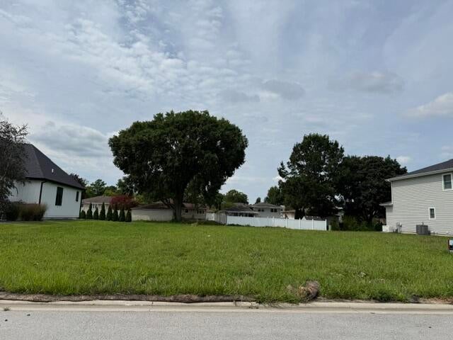 Photo of 8232 Castle Drive, Munster, IN 46321 (MLS # 843959)