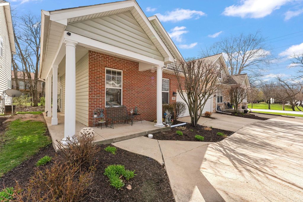 Photo of 369 Cottage View Terrace, Valparaiso, IN 46383 (MLS # 836748)