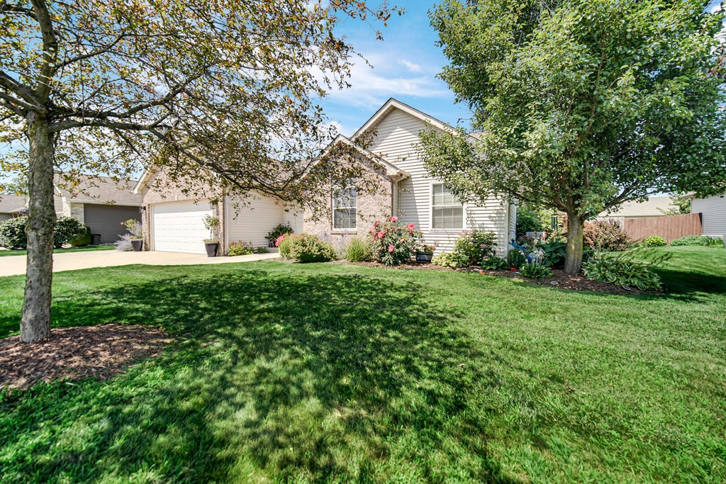 Photo of 611 E Valparaiso Street, Westville, IN 46391 (MLS # 844766)