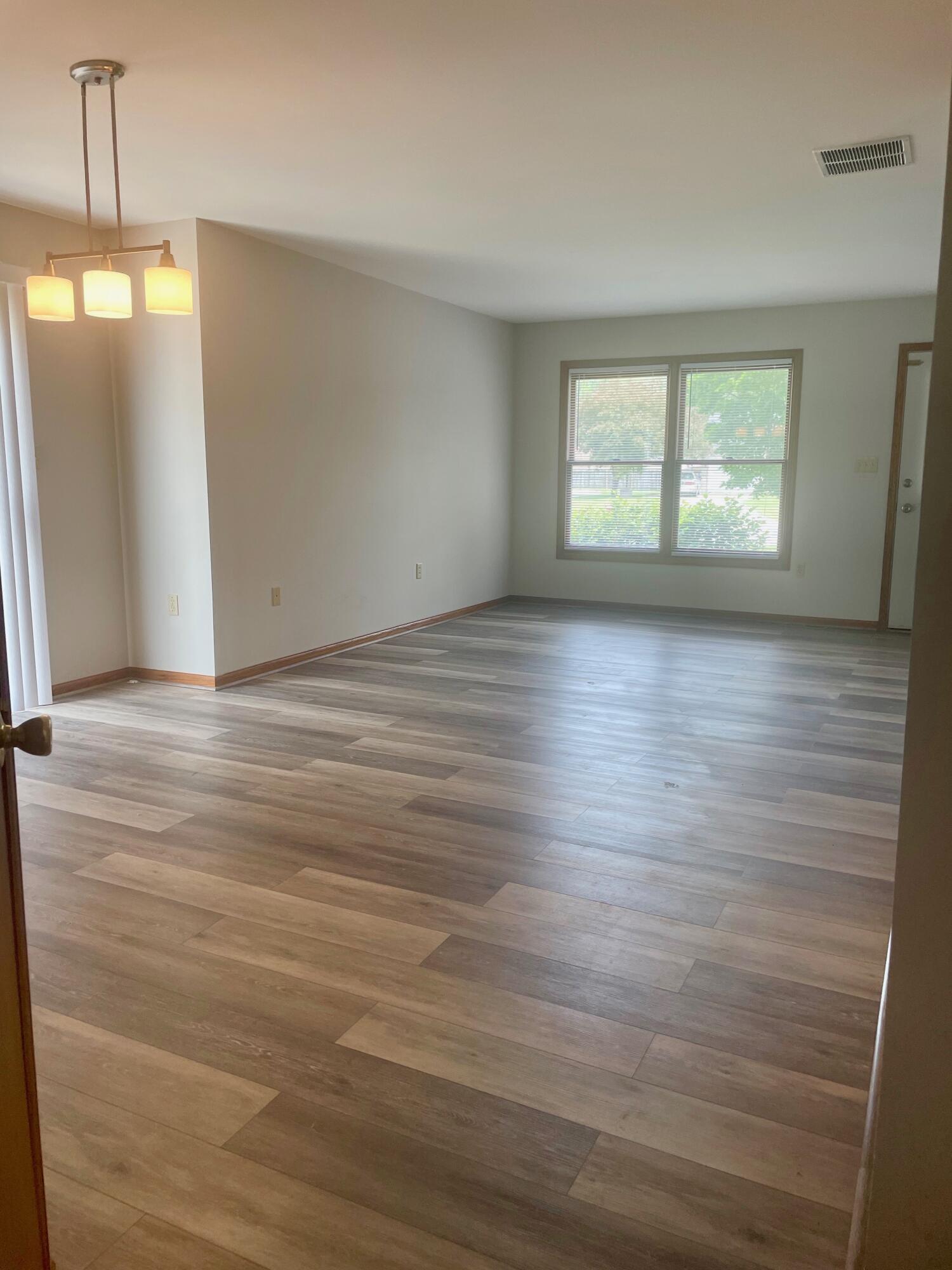 Porter, Indiana 46304, United States, 4 Bedrooms Bedrooms, ,4 BathroomsBathrooms,Residential,Active,143466