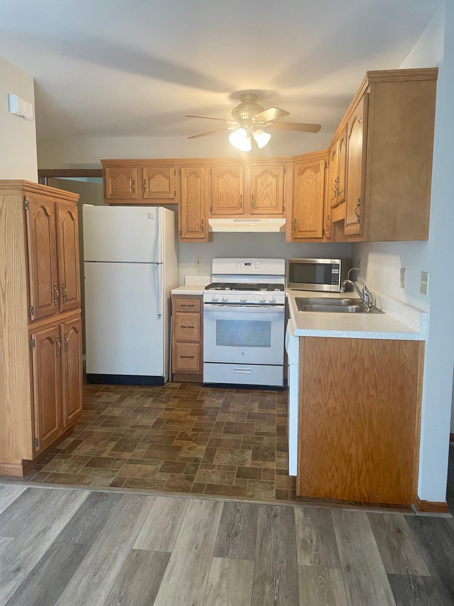 Porter, Indiana 46304, United States, 4 Bedrooms Bedrooms, ,4 BathroomsBathrooms,Residential,Active,143466