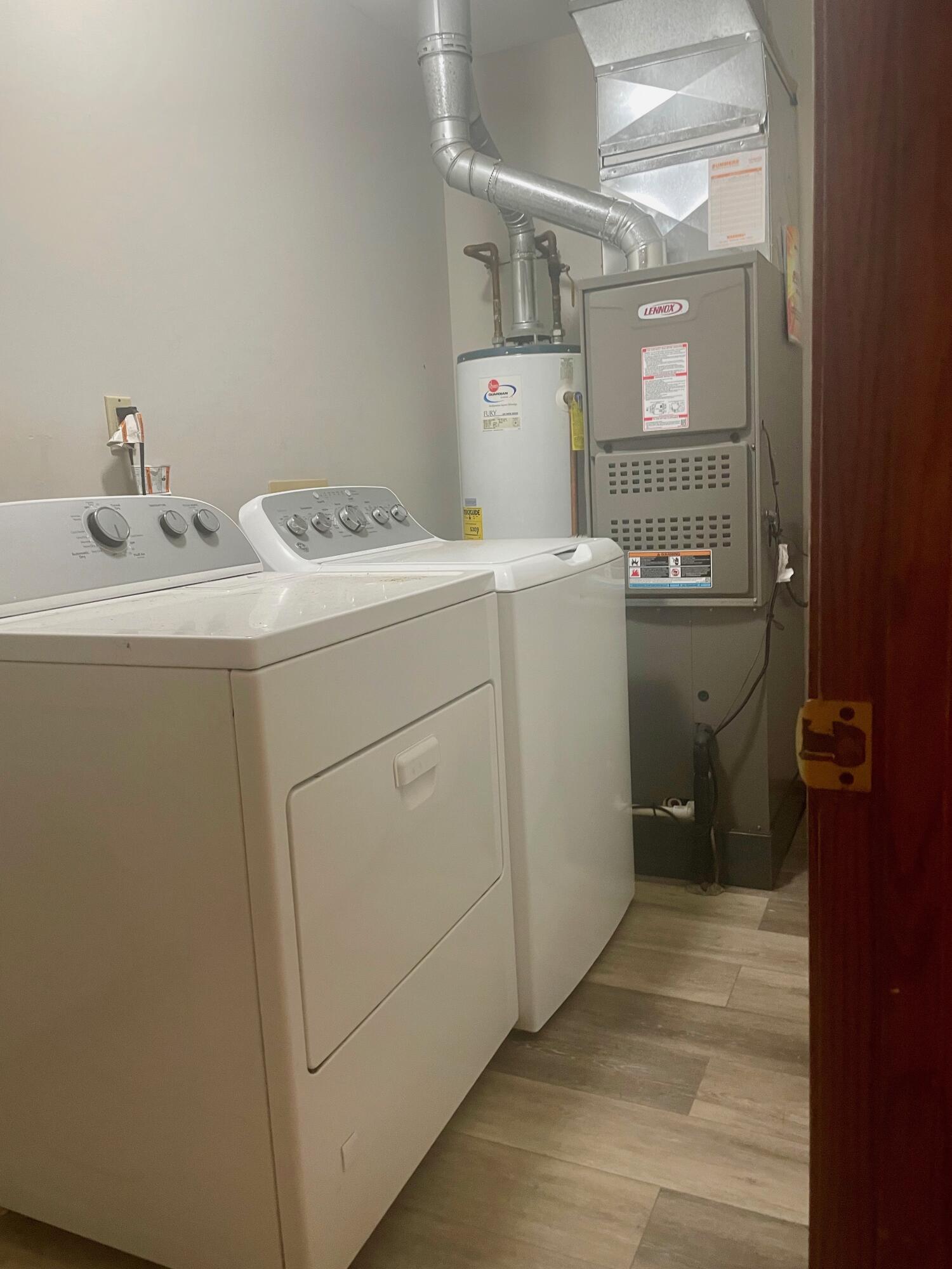 Porter, Indiana 46304, United States, 4 Bedrooms Bedrooms, ,4 BathroomsBathrooms,Residential,Active,143466