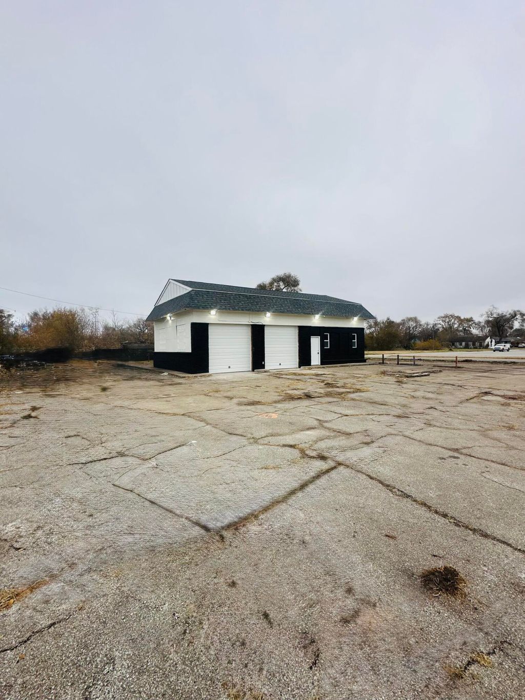 Photo of 1022 E 21st Avenue, Gary, IN 46407 (MLS # 832246)