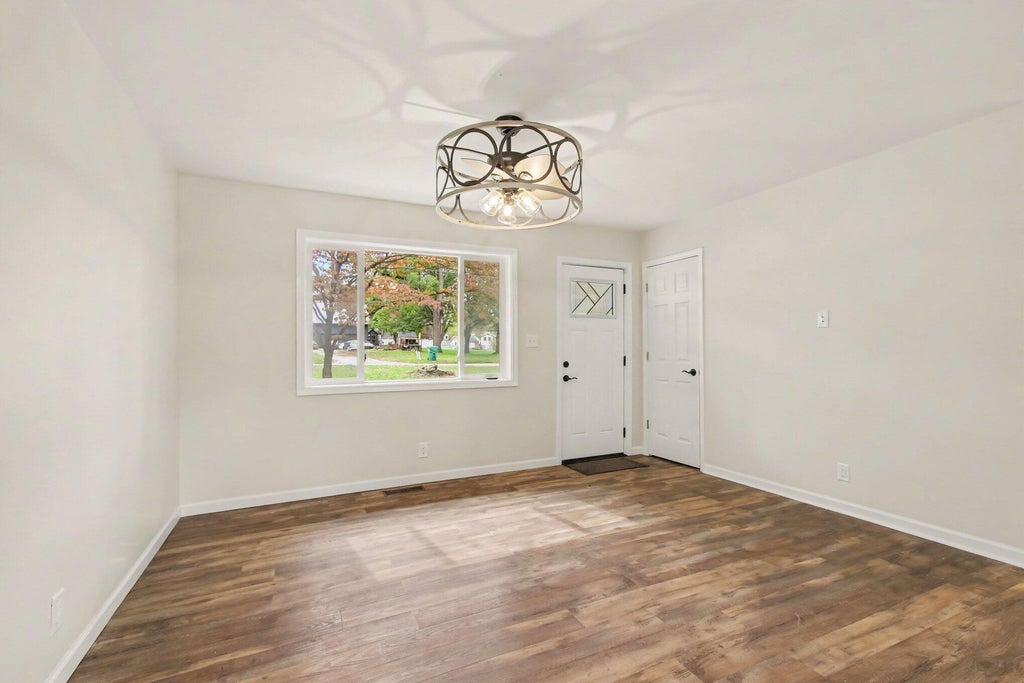 Photo of 6411 W 450 Road N, La Porte, IN 46350 (MLS # 846711)