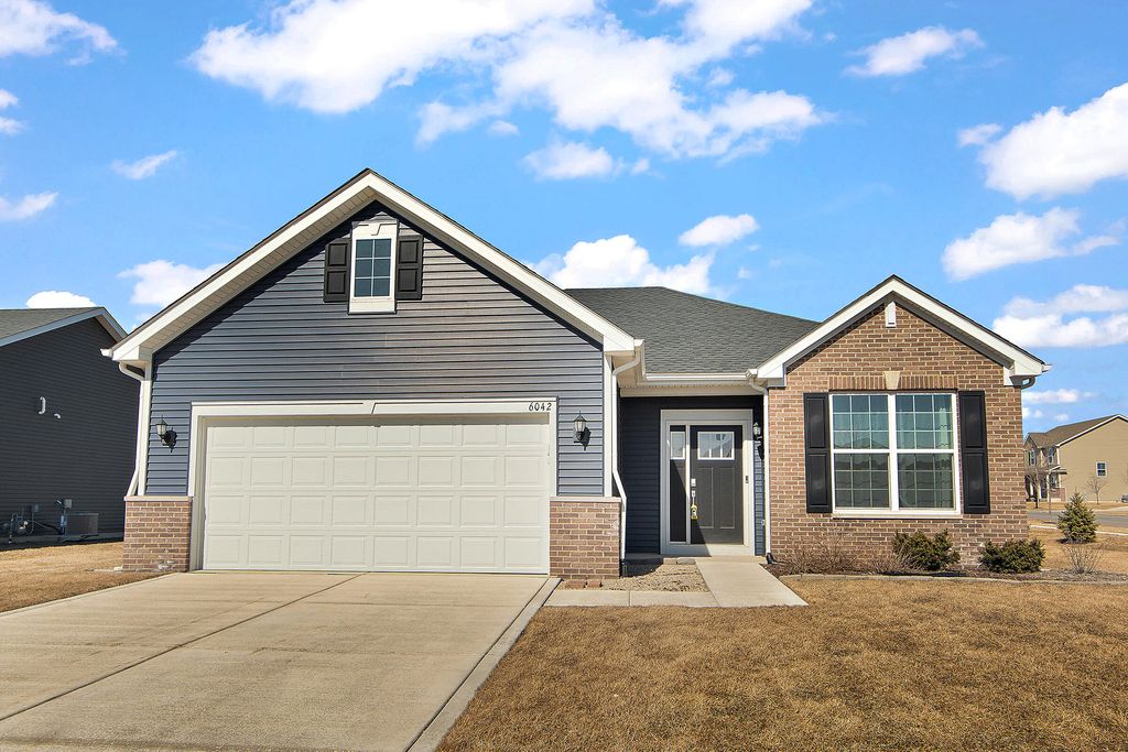 Photo of 6042 E 116th Avenue, Crown Point, IN 46307 (MLS # 834918)