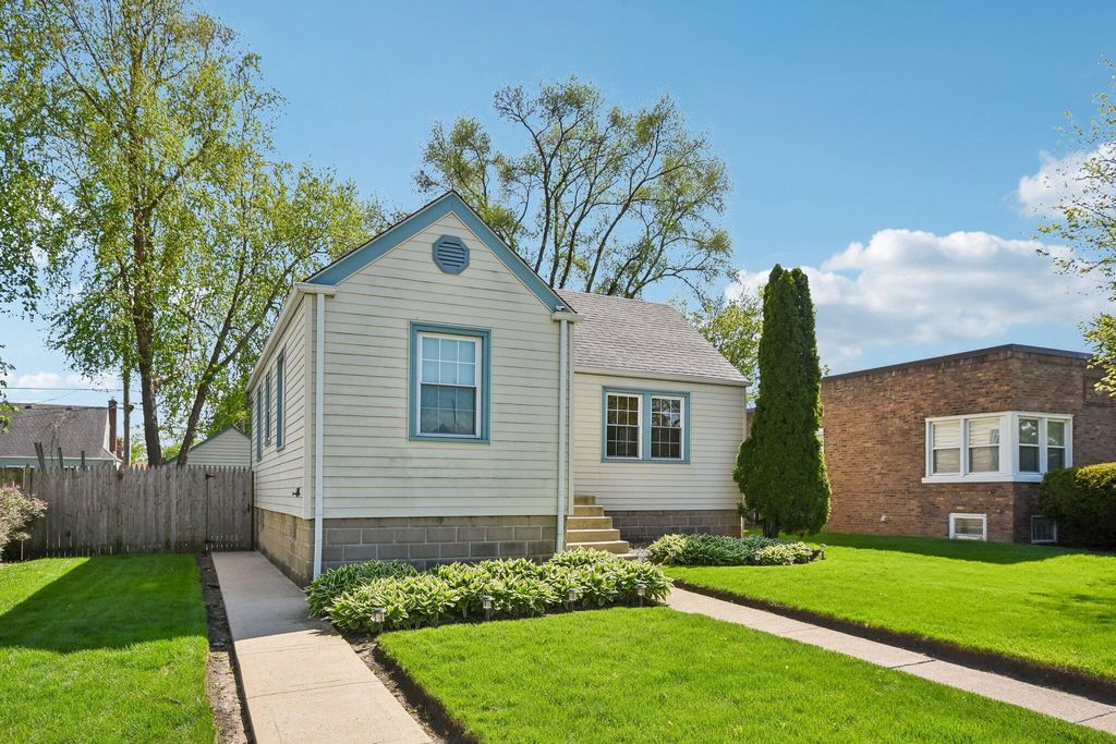 Photo of 838 174th Street, Hammond, IN 46324 (MLS # 838445)